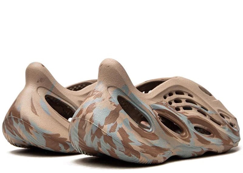 Adidas Yeezy Foam RNNR Mx Sand Grey - Image 3