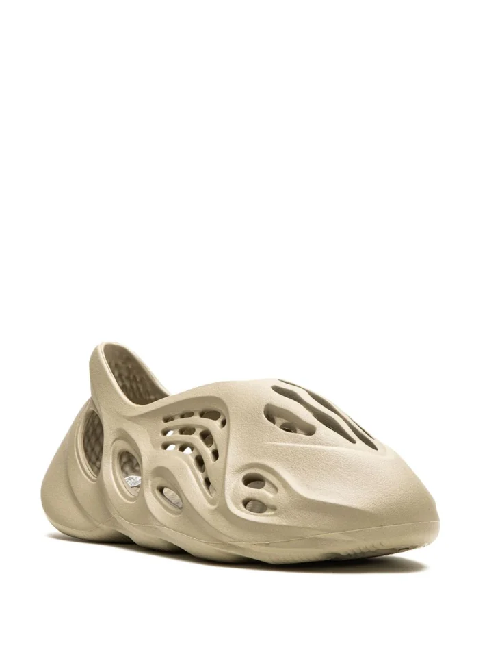 Adidas YEEZY Foam RNNR Stone Salt