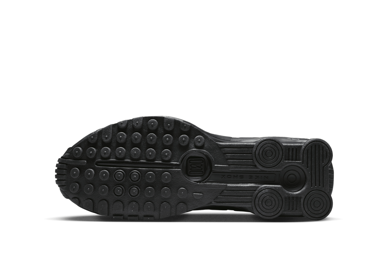 Nike Shox R4 Triple Black - Image 4