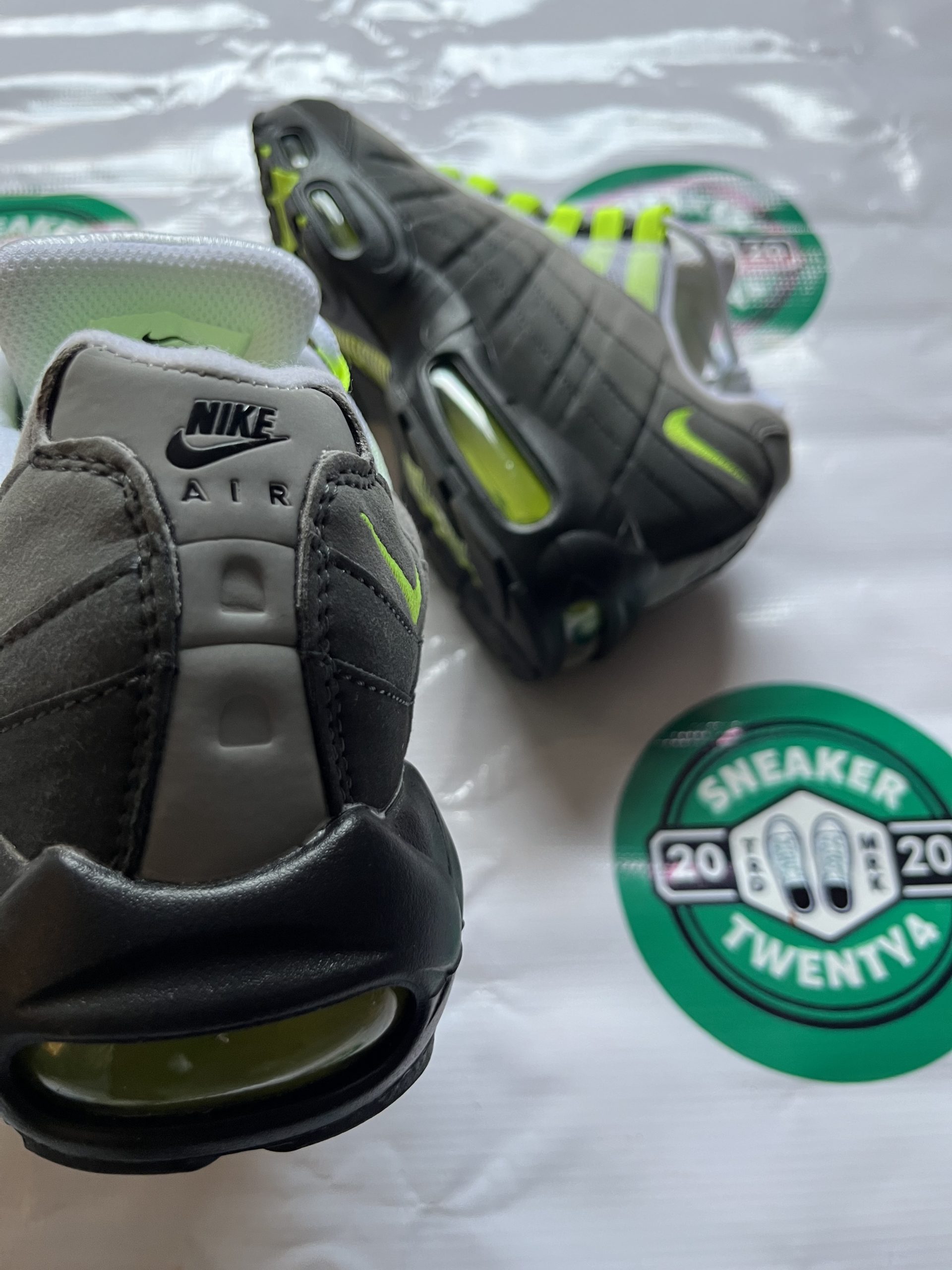 Nike Air Max 95 Neon Green 2020 - Image 6